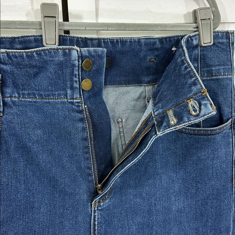 Ann Taylor High Waisted Easy Care Straight Jeans Size 14 #1 - Picture 9 of 12